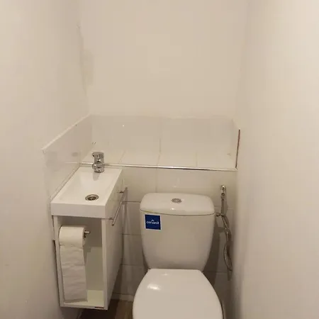 Single Separate In 5 Shared Wrocław